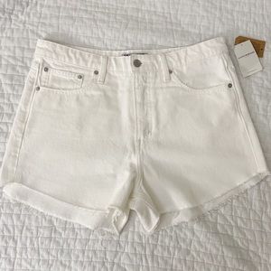 Hi Rise Lucky Brand Pins Short☘️